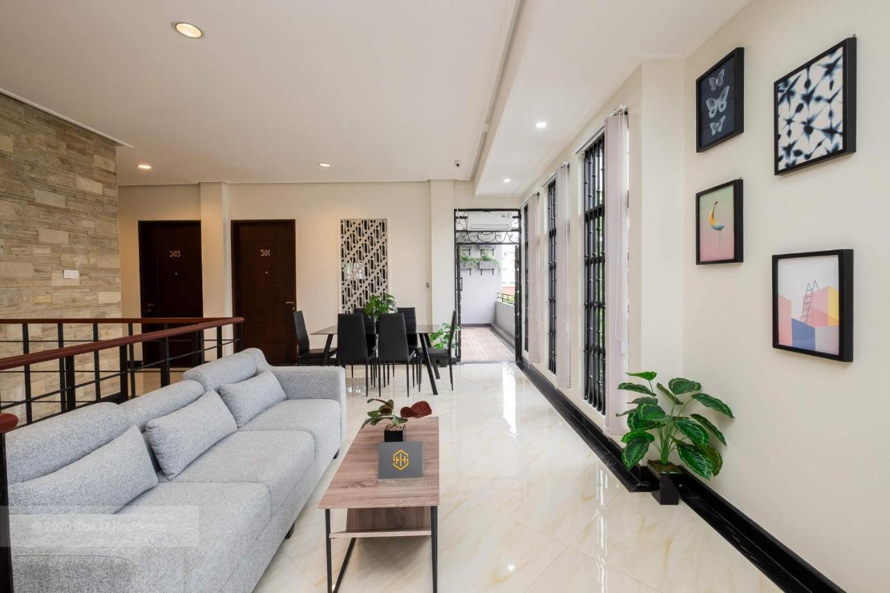 15 M² Dengan 1 Kamar Tidur Dan 1 Kamar Mandi Pribadi Di Blok M 3*