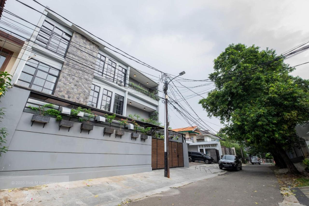 15 M² Dengan 1 Kamar Tidur Dan 1 Kamar Mandi Pribadi Di Blok M Wisma tamu Jakarta